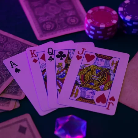 Historia de los naipes: De los orígenes antiguos a los juegos modernos